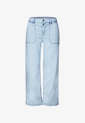 Jeans en denim bleu clair à jambes larges, dotés de deux poches avant, d'une fermeture à deux boutons et de détails côtelés sur les poches.