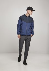 Urban Classics TONE TECH - Vindjakke - dark blue