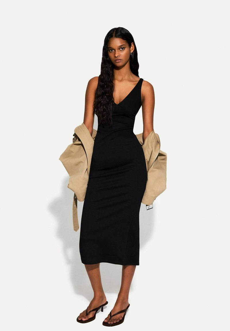 Bershka - Rochie tip creion - black, Extindeți