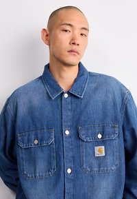 Carhartt WIP HARVEY SHIRT - Giacca di jeans - blue dark bleached