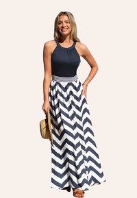 Cupshe WITH RACERBACK DETAIL - Vestito lungo - dark blue