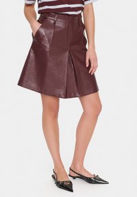 Saint Tropez LAVINIA - A-Linien-Rock - decadent chocolate