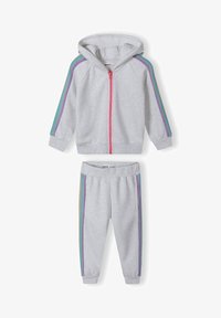 Atlasīts, mottled grey pink