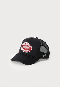 GRAPHIC PATCH TRUCKER UNISEX - Kapa - black/red