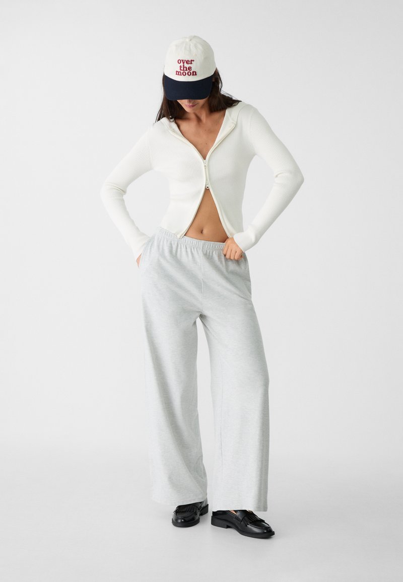 Stradivarius WIDE - Pantalon de survêtement - grey