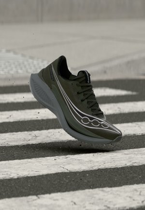Saucony, ENDORPHIN PRO 5 - Обувки за бягане по асфалт - fatigue/black