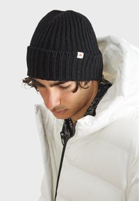 Canadian Classics Gorro - black