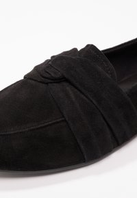 Vagabond Slip-ons - black