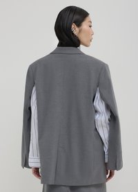 Calliope MONOPETTO MELANGE  - Cape - grigio