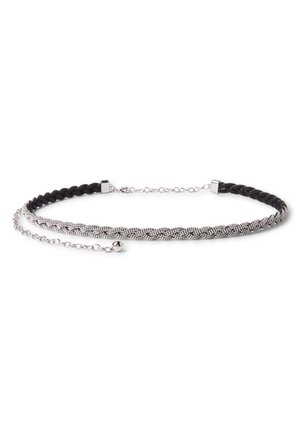 Collana choker nera intrecciata con catena metallica argento, caratterizzata da un motivo testurizzato e un fermaglio con perla scorrevole per una lunghezza regolabile.