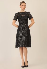 Apart Freizeitkleid - schwarz