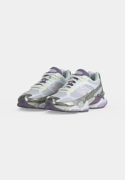 New Balance U9060 UNISEX - Trainers - candied violet/light silver-coloured metallic — photo 3