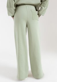 CUL8R SPODNIE DAMSKIE WIRGINIA - Spodnie materiałowe