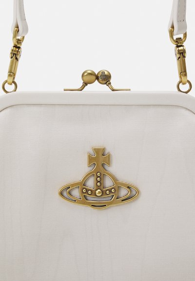 Vivienne Westwood VIVIENNE  - Delninukė - cream