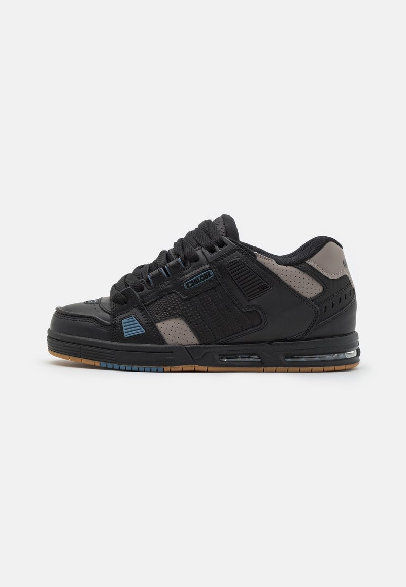 Globe SABRE - Sneakers basse - phantom/black/steel