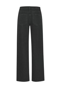 Mustad kõrge vöökohaga laiad teksad, millel on kaks tagataskut ja sile, puhas tekstuur. Ilma nähtavate kaunistuste või kulumiseta.