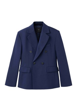 Marineblauwe dubbelgeknoopte blazer met inkeping revers, vier zwarte knopen aan de voorkant, twee klepzakken en een borstzak.