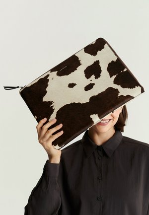 TATUUM, NEVA - Sac ordinateur - off white