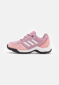 adidas Performance HYPERHIKER LOW - Scarpe da allenamento - magic mauve/almost pink/turbo