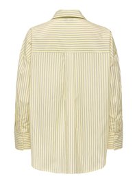 Žltá košeľa s dlhými rukávmi s tenkými vertikálnymi čiernymi pruhmi, rozšíreným golierom a zapínanými manžetami, zobrazená zozadu.