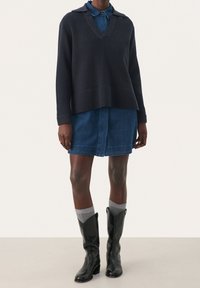 Part Two Sweter