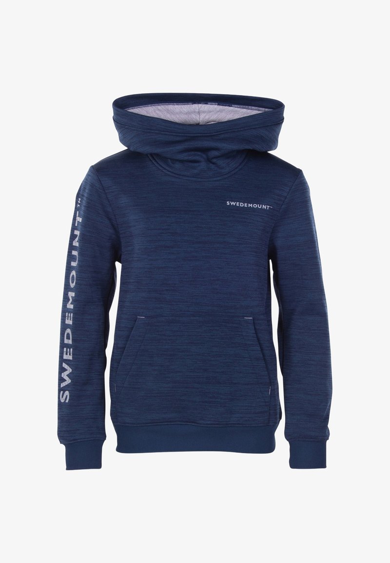 Mørkeblå hoodie med tragt hals, blød tekstur, frontlomme og logoet "SWEDEMOUNT" på venstre bryst og venstre ærme.