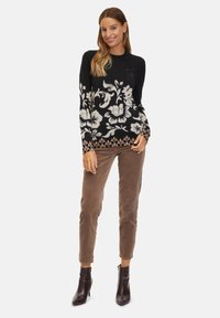 Betty Barclay FEIN MIT PRINT - Neule - schwarz beige