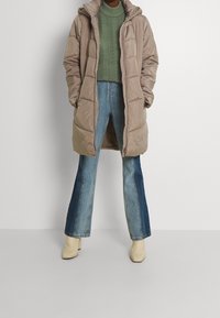 Vero Moda Strickpullover - green