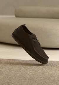 Non sélectionné, dark brown