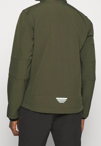 CMP Chaqueta softshell - dark green