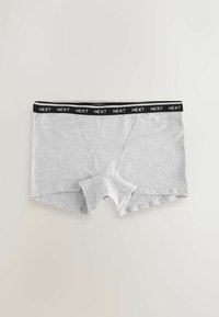 Šedé pánské boxerky s černým pasem, na kterém je logo "NEXT", hladký materiál a otvory na nohavicích pro pohodlí.