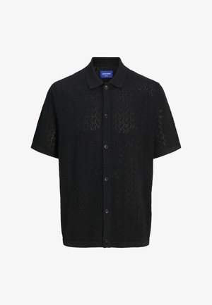 Schwarzes Kurzarmhemd mit einem strukturierten Zickzackmuster, Knopfverschluss und Kragen. Hergestellt aus einem leichten, atmungsaktiven Stoff.