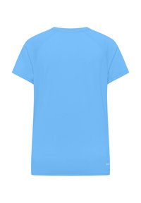 Lichtblauw t-shirt met korte mouwen, gemaakt van een soepel materiaal. Heeft een ronde hals en raglanmouwen, met minimale branding aan de zoom.