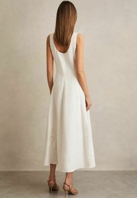 Reiss REGULAR FIT-ELISE FLORAL EMBROIDERED MIDI  - Denní šaty - ivory