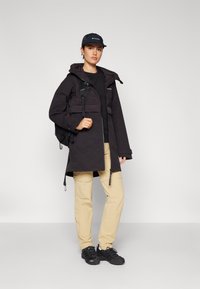 Didriksons HELLA WNS PARKA - Soft shell jacket - black