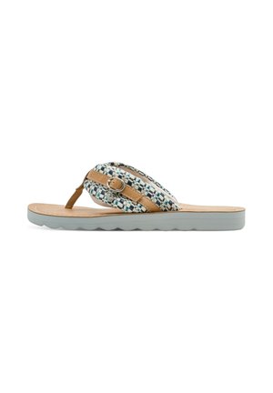 Vævet stofthong sandal i blå og hvid med brune læderdetaljer og en rund spænde. Grå, tekstureret sål med bølget kant.