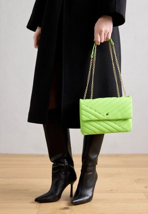 Cross body bag - light green