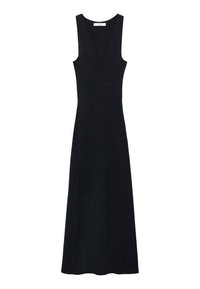 Robe noire côtelée avec un décolleté en V profond et sans manches ; présente une longueur maxi et une silhouette ajustée.