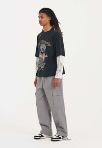 Thumbnail Image 5
