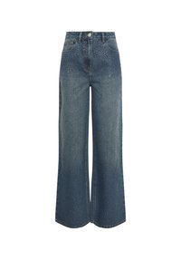 Jean en denim bleu clair à jambe large et taille haute, présentant un motif clouté subtil et un design classique à cinq poches.