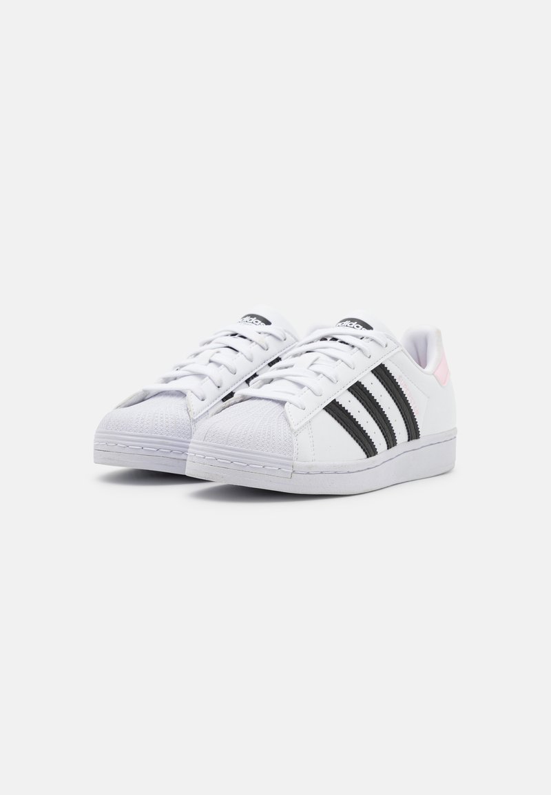 adidas gazelle silver green womens ADIDAS ORIGINALS SUPERSTAR II Sneaker in Silber und Schwarz für Damen –  Pavidas