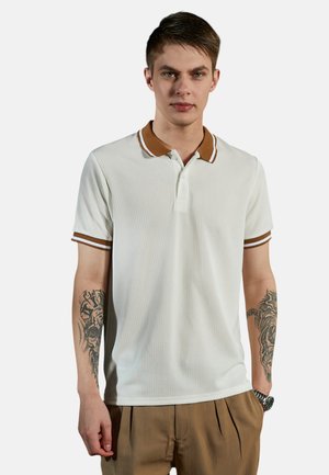 Polo - white