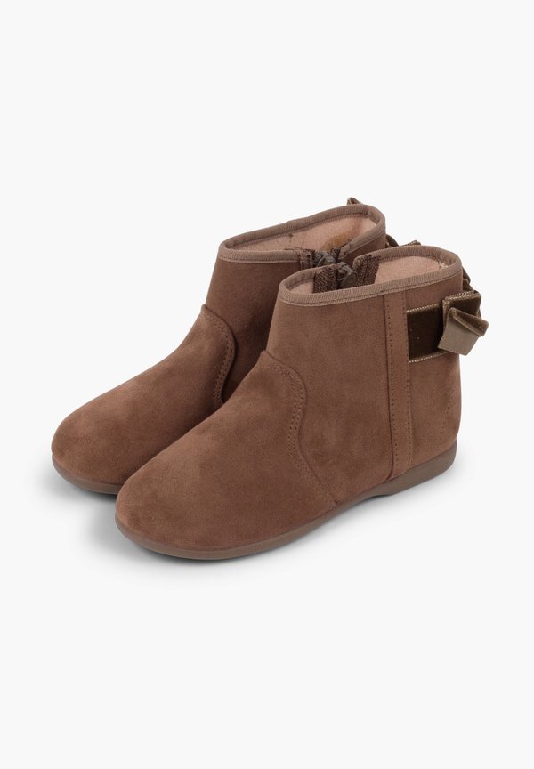 Stiefelette – topo