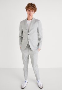 Selected Homme SLHSLIM CEDRIC STRUCTURE SUIT - Odijelo - light green melange