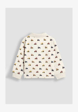 Gai pelēks džemperis ar atkārtotu traktoru rakstu sarkanā, dzeltenā un zilā krāsā, ar ribotu apkakli un aprocēm. Mīksta, teksturēta auduma.