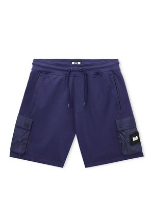 Granatowe, casualowe spodenki z elastycznym pasem, regulowanym sznurkiem, dwoma bocznymi kieszeniami oraz dwoma kieszeniami cargo na klapki zapinane na guziki, z metką na prawej kieszeni.