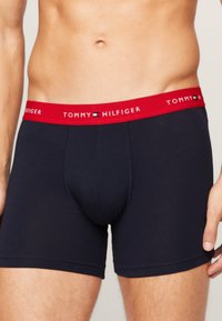 Tommy Hilfiger 3 PACK - Trunks - desert sky/white/primary red