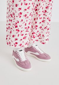 LIAN WOMEN LOW - Sneakers - mauve shadows
