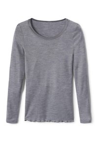 Maglia grigia a maniche lunghe realizzata in un tessuto morbido e testurizzato. Presenta un collo a barchetta e un orlo ondulato nella parte inferiore. Senza motivi né dettagli decorativi.