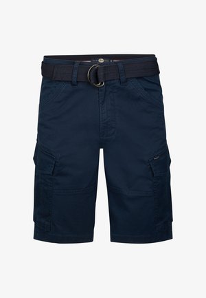 Marineblauwe cargoshorts gemaakt van lichtgewicht stof, met meerdere zakken, een zwarte riem met textuur en metalen gesp, en gestikte details.